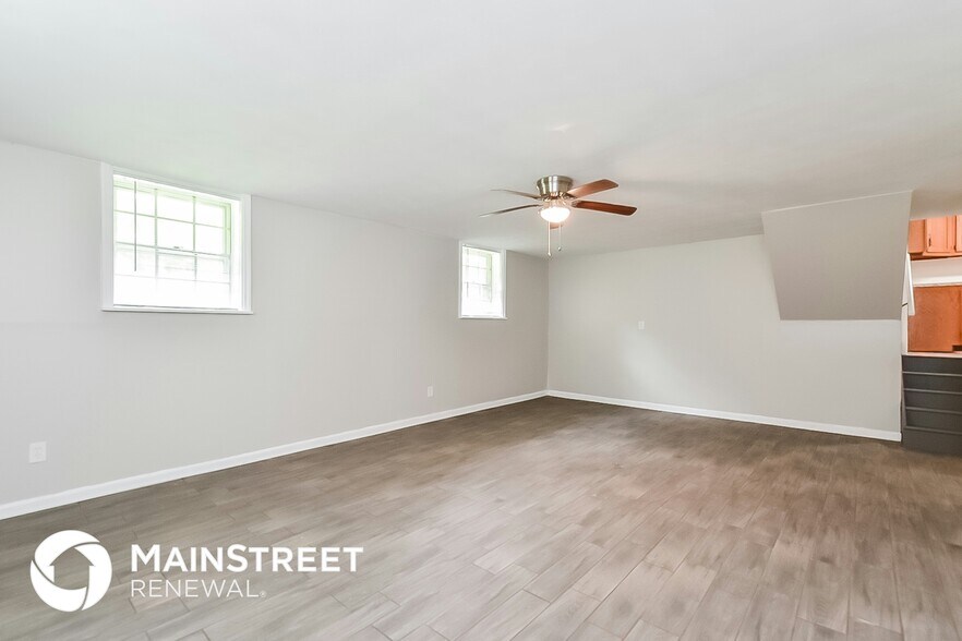 Building Photo - 981 Blanchard Rd