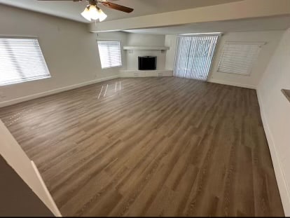 Building Photo - 6557 N 10th Ave