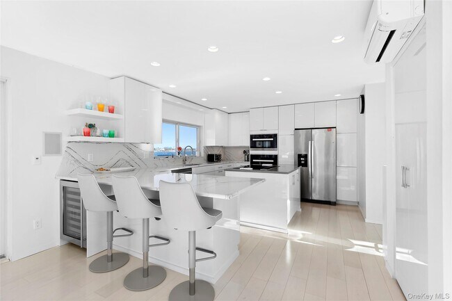 Building Photo - 32 Dune Ln