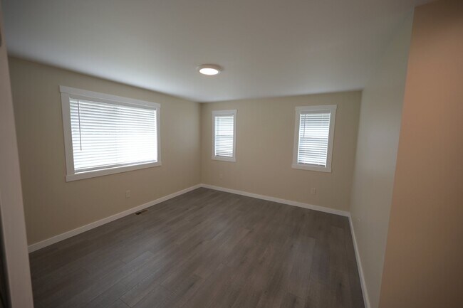 Building Photo - Newer 3 bed 2 bath home in Carlsborg