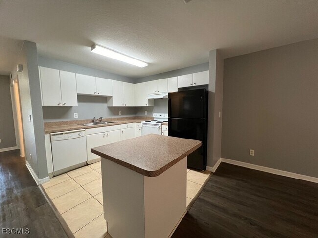 Building Photo - 415 East 12th Street