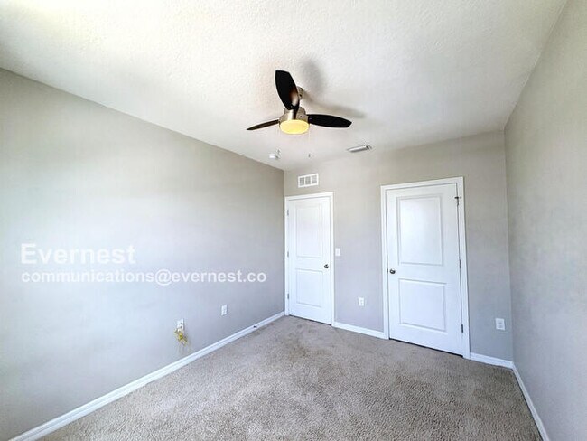 Building Photo - 16852 Trite Bend St