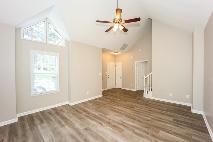 Building Photo - 719 S Fairfield Dr