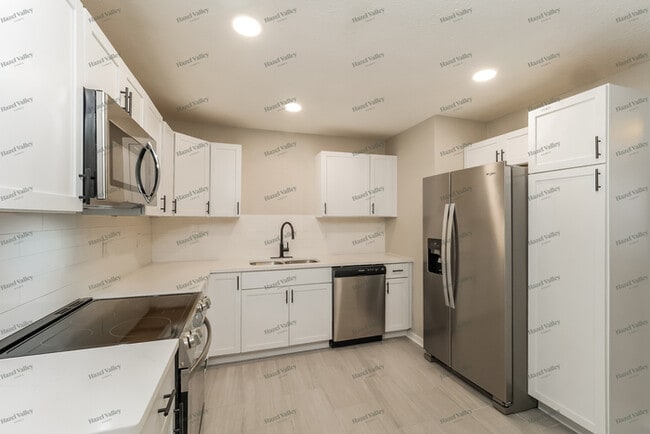 Building Photo - 11316 Herrick Ave