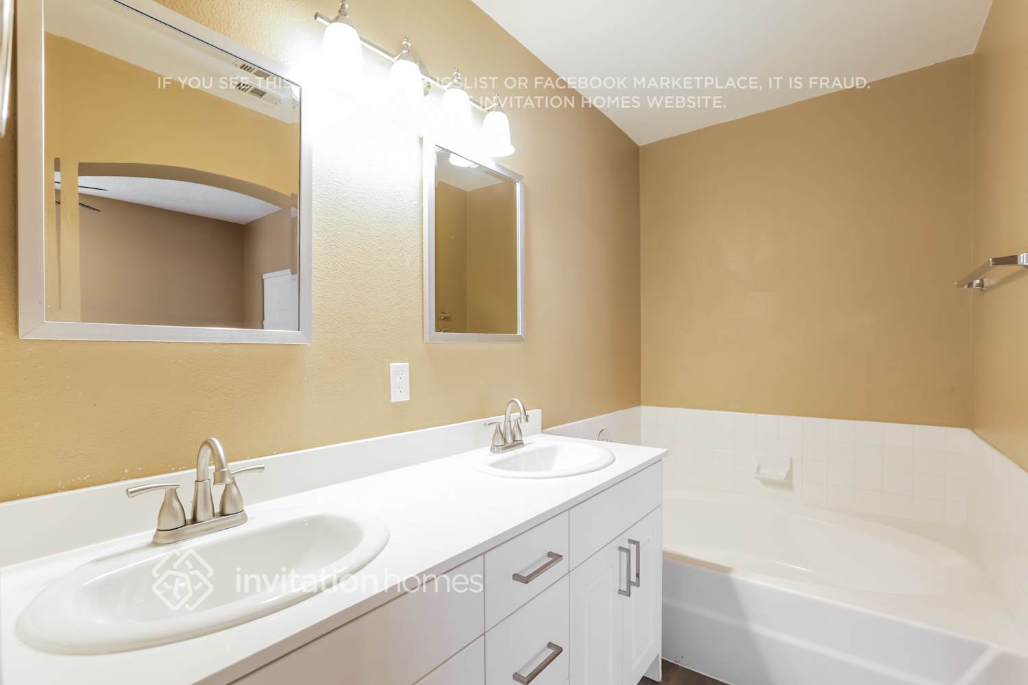 Building Photo - 2916 Sterling Silver St