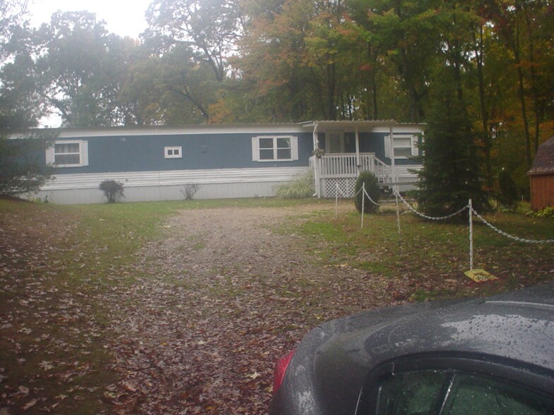 Primary Photo - 12777 Butternut Ave