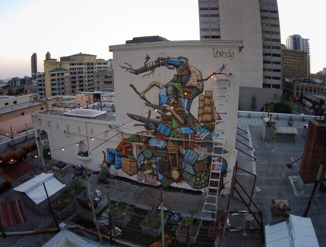Primary Photo - Community @ Carnegie Building studio avail...
