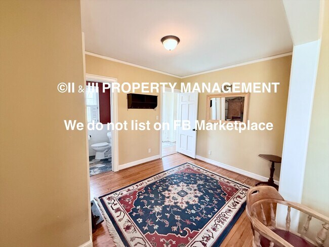 Building Photo - 1314 W Red Bridge Rd