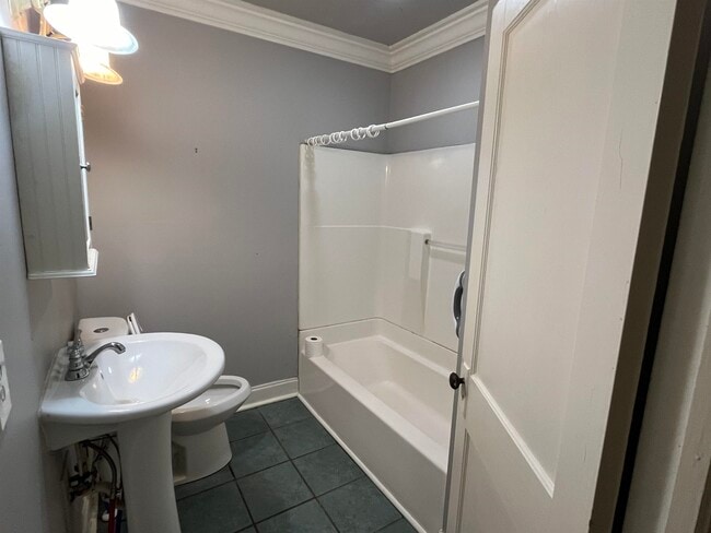 Building Photo - 1136 Palmetto St