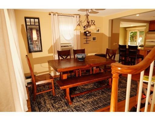 Building Photo - 13 Munroe Ave