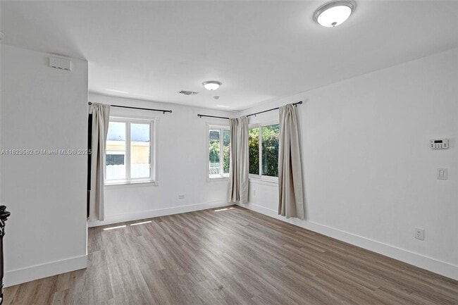 Building Photo - 655 85th St