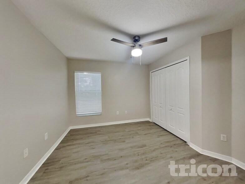 Building Photo - 6944 Crown Lake Dr