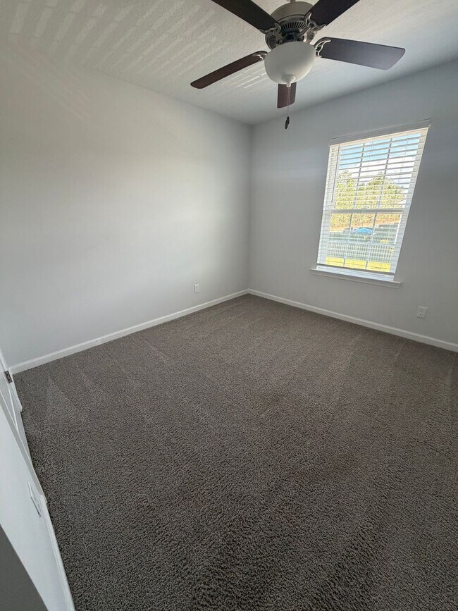 Building Photo - 600 Brightleaf Cir