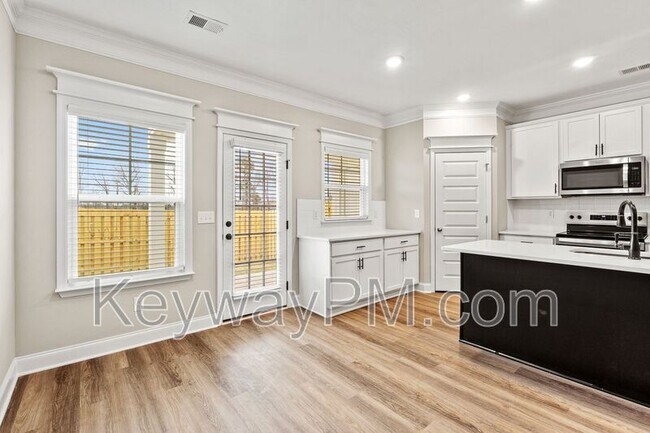 Building Photo - 2076 Denmark Ave SE