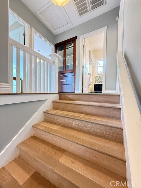 Building Photo - 1369 Hepner Ave