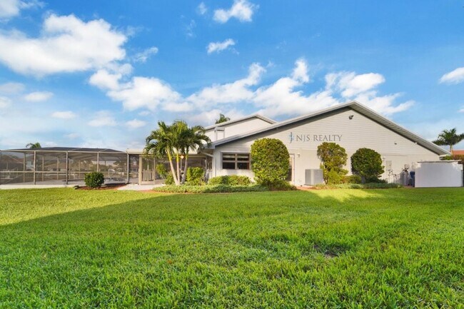 Building Photo - 5060 Porpoise Pl
