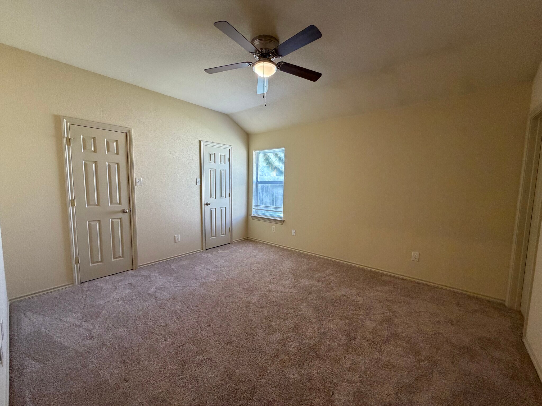 Building Photo - 5801 Swords Dr