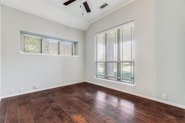 Building Photo - 2472 Deerwood Dr