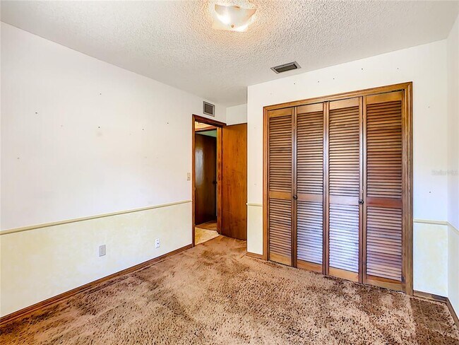 Building Photo - 5515 Albert Dr