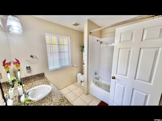 Building Photo - 282 W 960 S Apt A