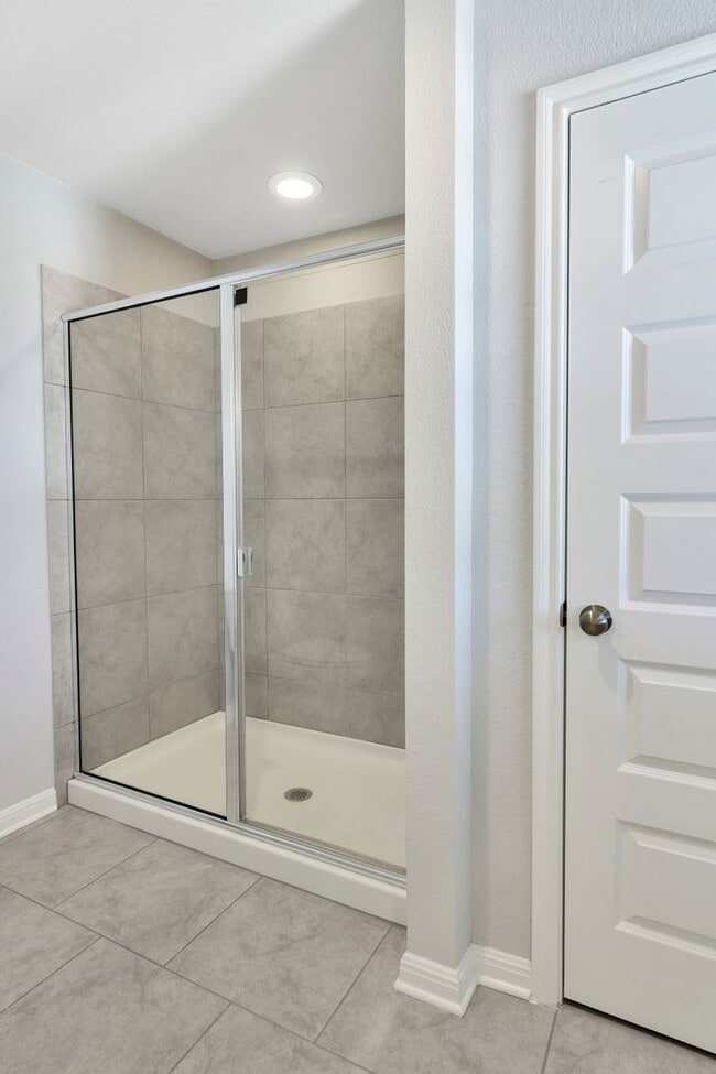 Building Photo - 227 Kellys Heroes Wy