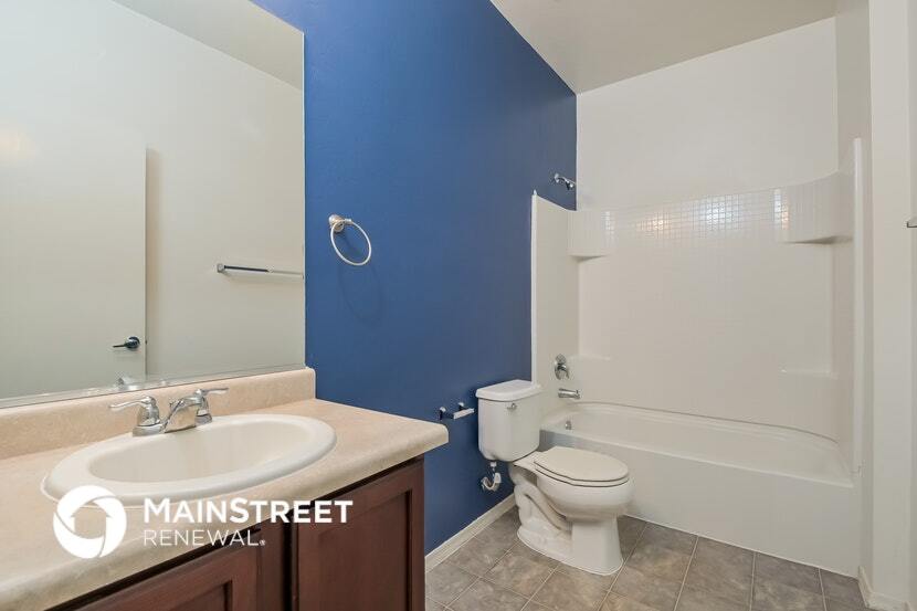 Building Photo - 5011 E Fishhook Ct