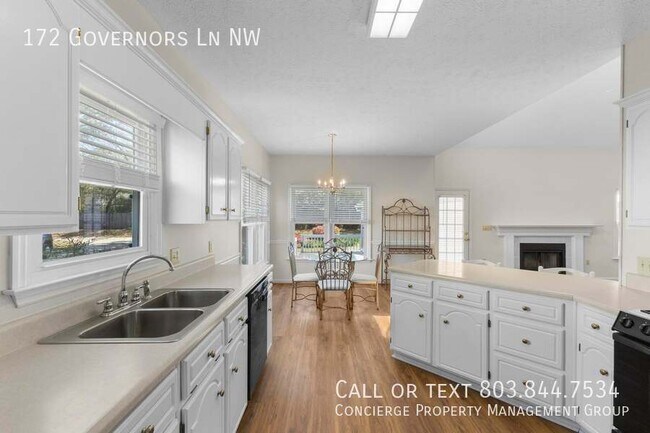 Building Photo - 172 Governors Ln NW