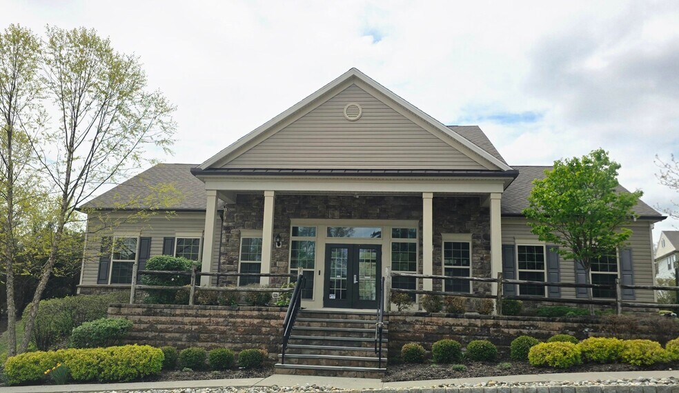 Building Photo - 76 Albert Ct