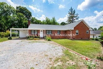 Building Photo - 217 Buck Jones Rd