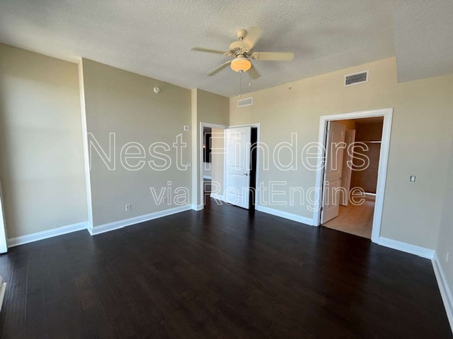 Building Photo - 1431 Ztp - Riverplace