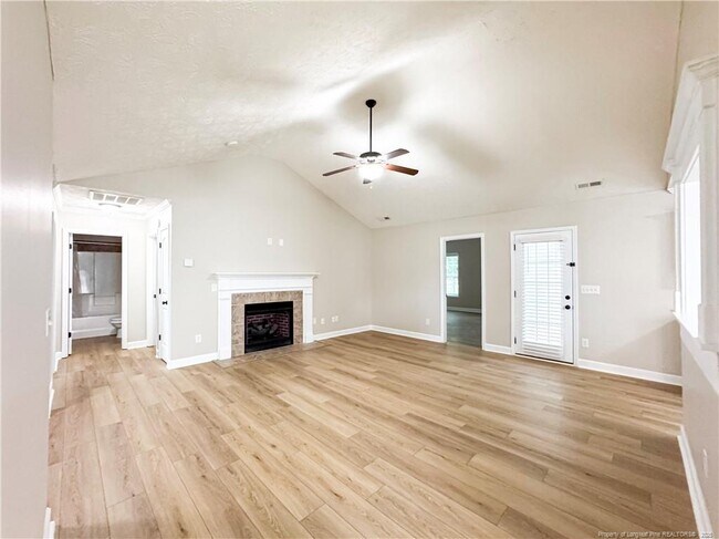 Building Photo - 7408 Paxton Dr