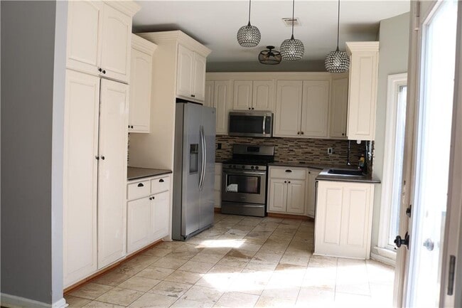 Building Photo - 1251 Green Oak Cir NW