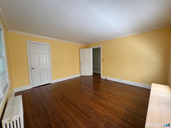 Building Photo - 153 Black Rock Tpke