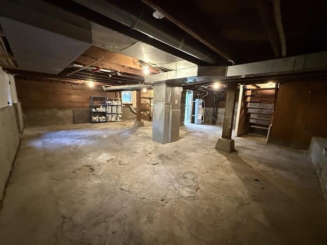 Building Photo - 8111 SW Capitol Hwy