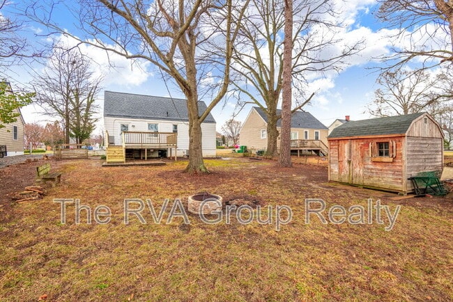 Building Photo - 6605 Horsepen Rd