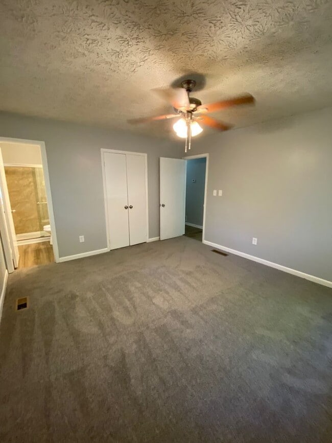 Building Photo - 3063 Sasanqua Ln SW