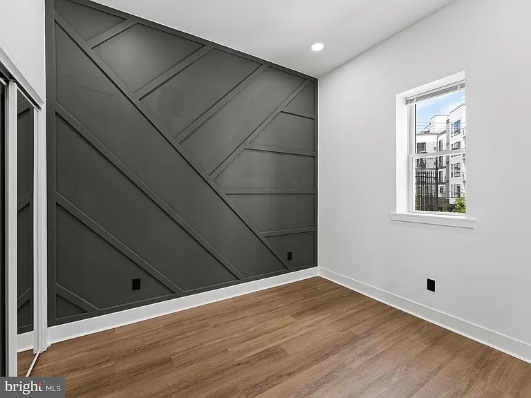 Building Photo - 2331 N Front St