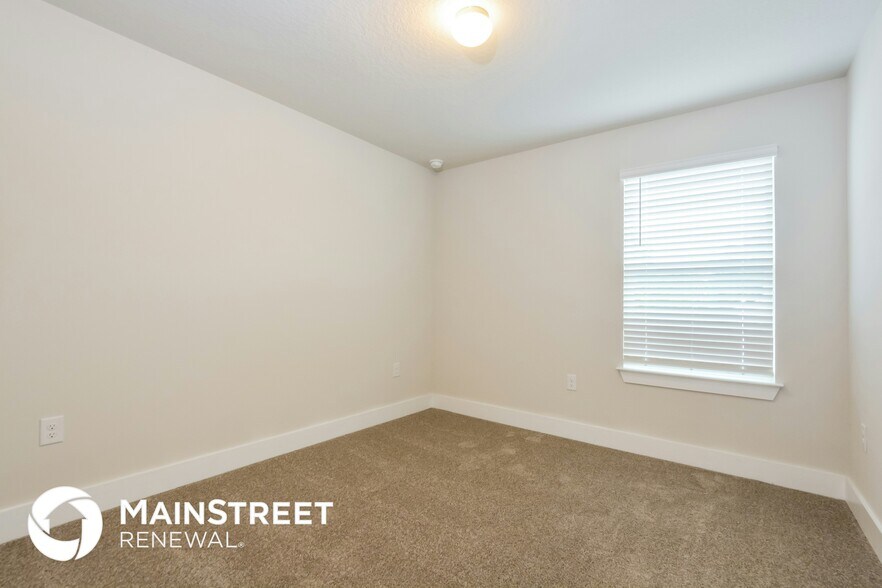 Building Photo - 352 Whiteheart Dr