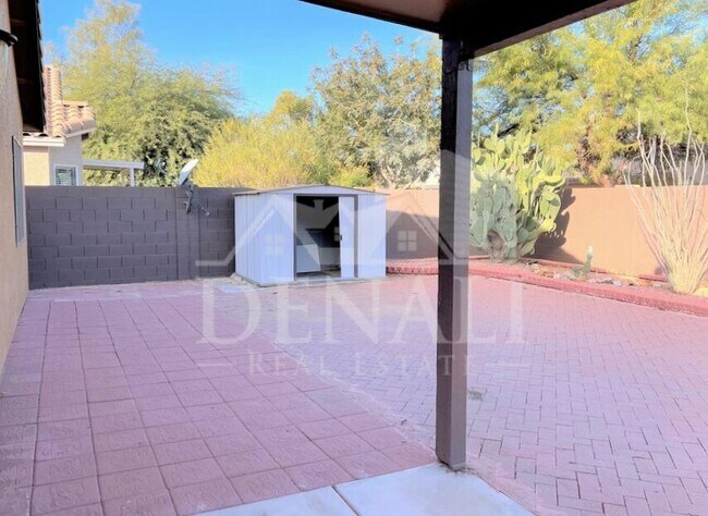 Building Photo - 2862 E Bagdad Rd