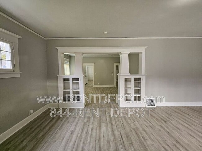 Building Photo - 804 Bayard Park Dr