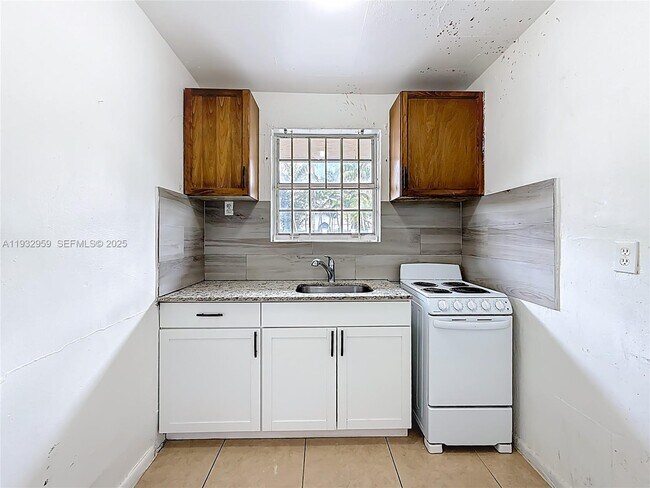 Building Photo - 3291 NW 132nd Terrace