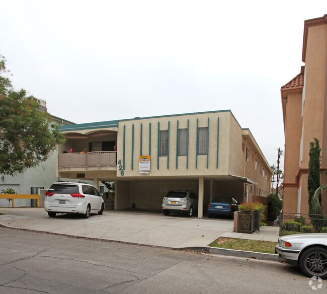 Primary Photo - 426 E. Valencia