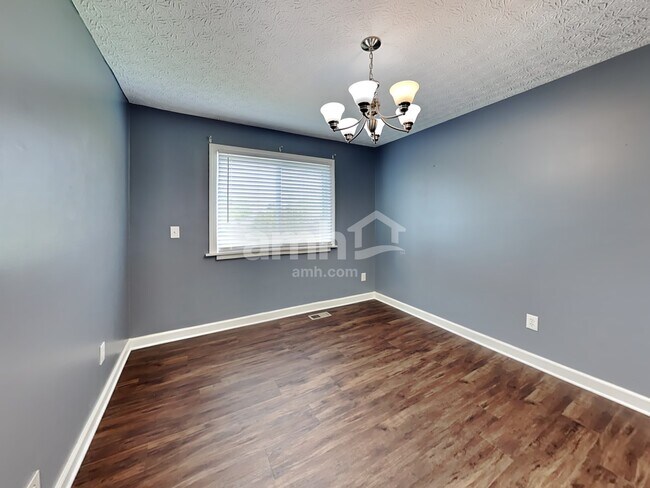 Building Photo - 5232 Dietrich Ave