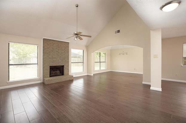 Building Photo - 3807 Cedar Valley Dr