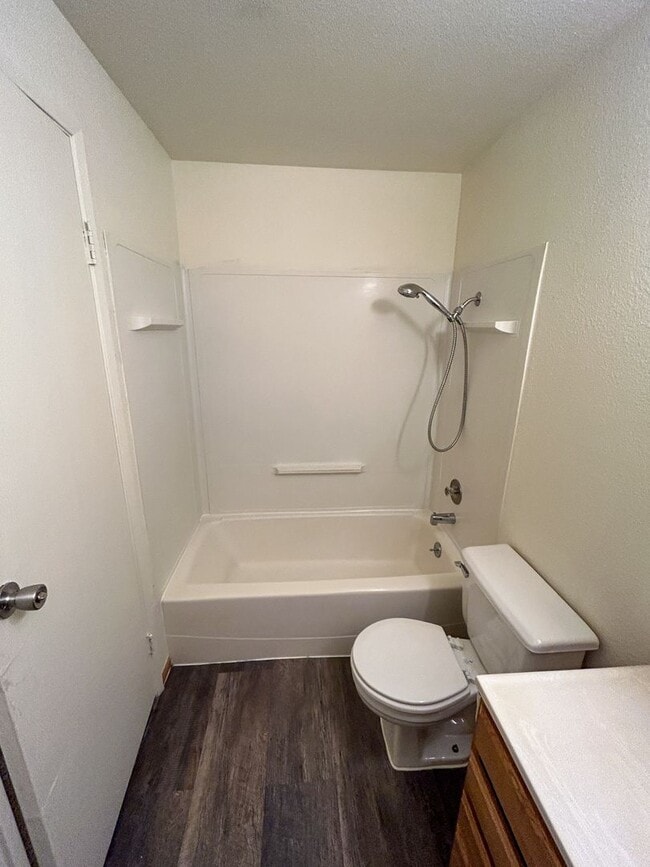 Building Photo - Renton Highlands 1 Bed 1 Bath Condo for Lease!