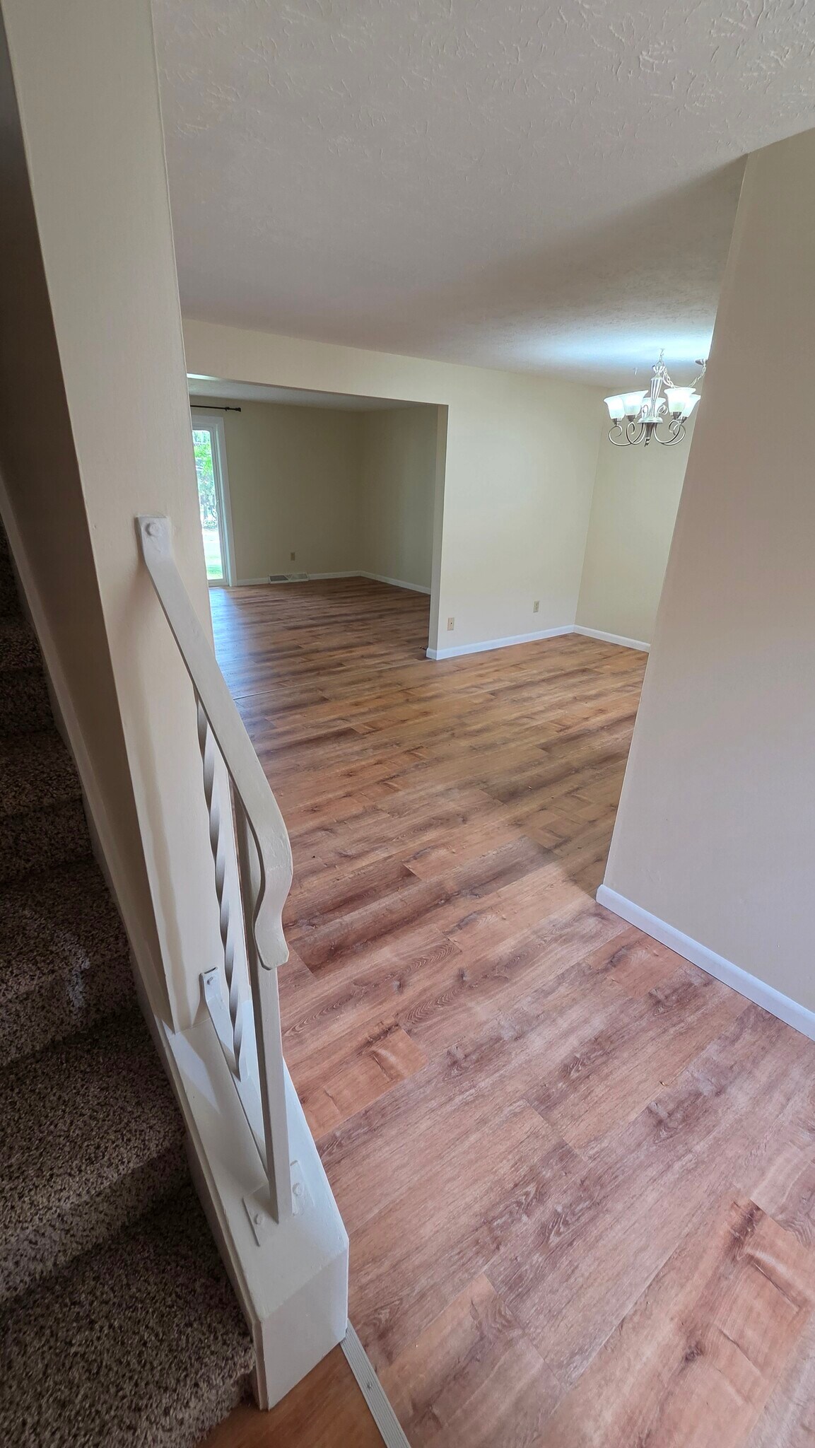 Dining Room - 6300 Portage St NW