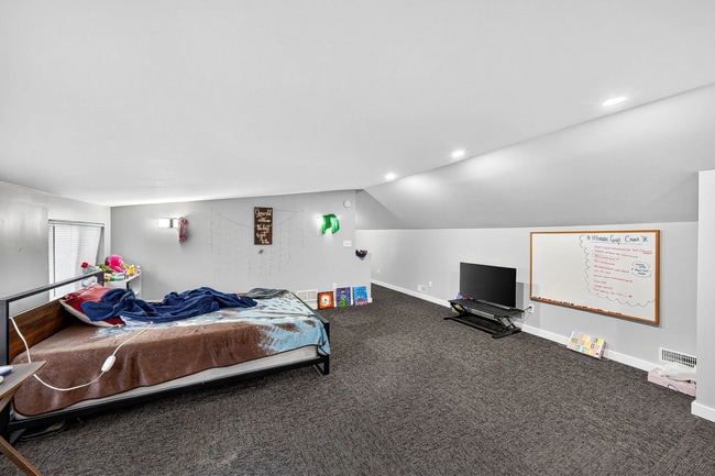 Building Photo - 1303 Sorin St