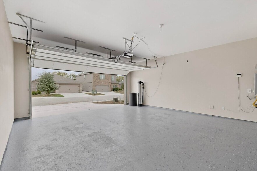 Building Photo - 15022 Harbor Lndg