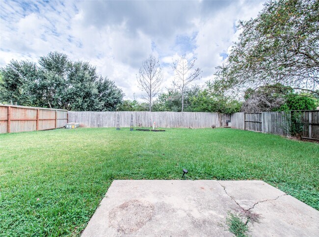 Building Photo - 13618 Woodspire Dr