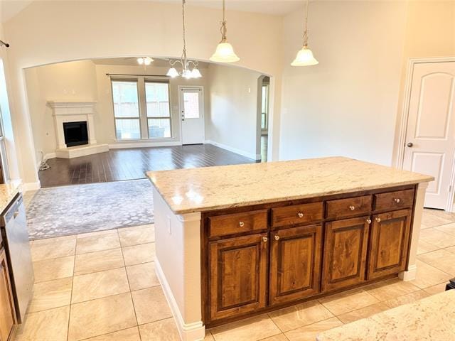 Building Photo - 1500 Grove Dr